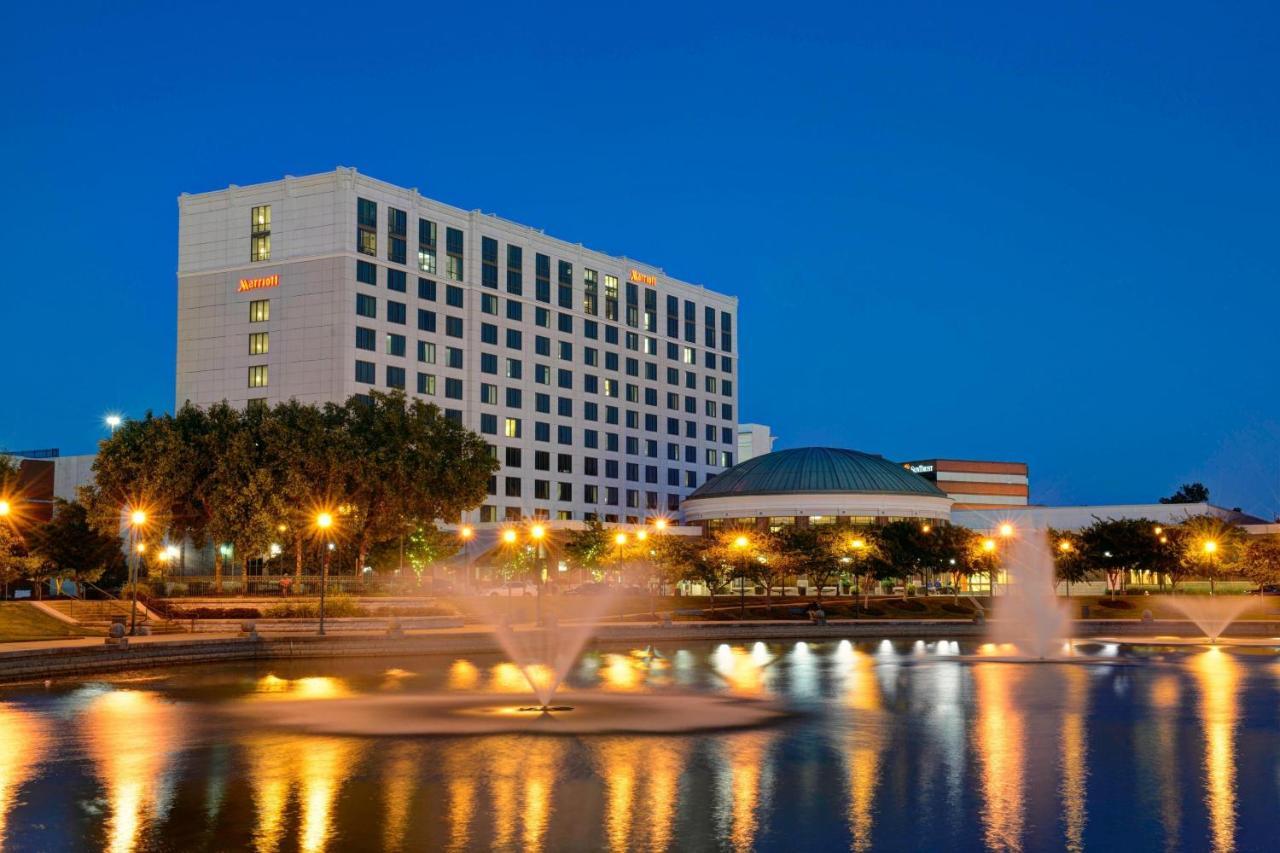 Newport News Marriott At City Center Hotel Ngoại thất bức ảnh